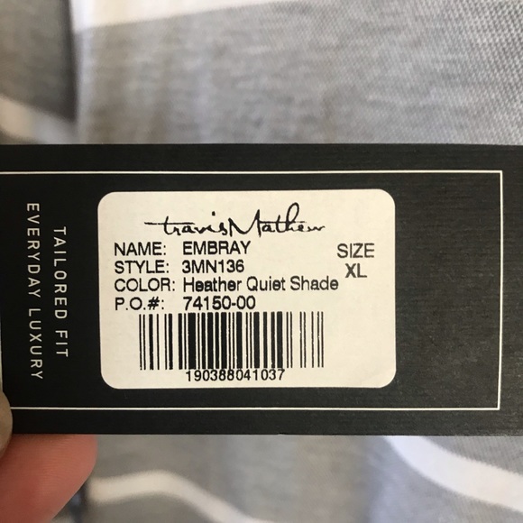 Travis Mathew Gray And White Henley XL - Picture 3 of 3